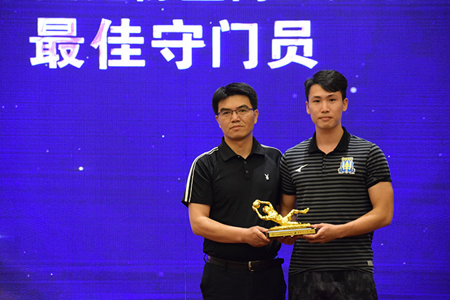 慢镜头：国米关注博洛尼亚前锋卡斯特罗